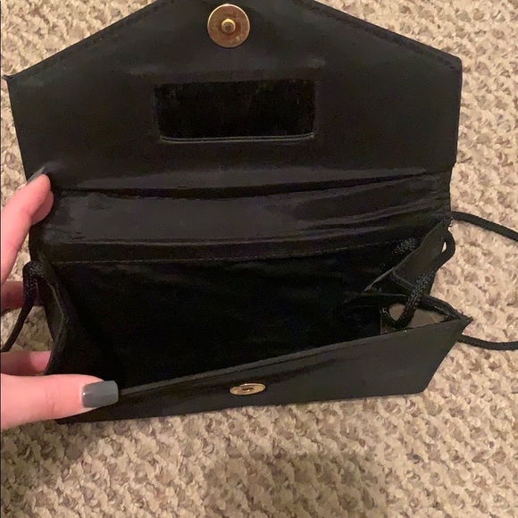 Black clutch - Picture 3 of 3